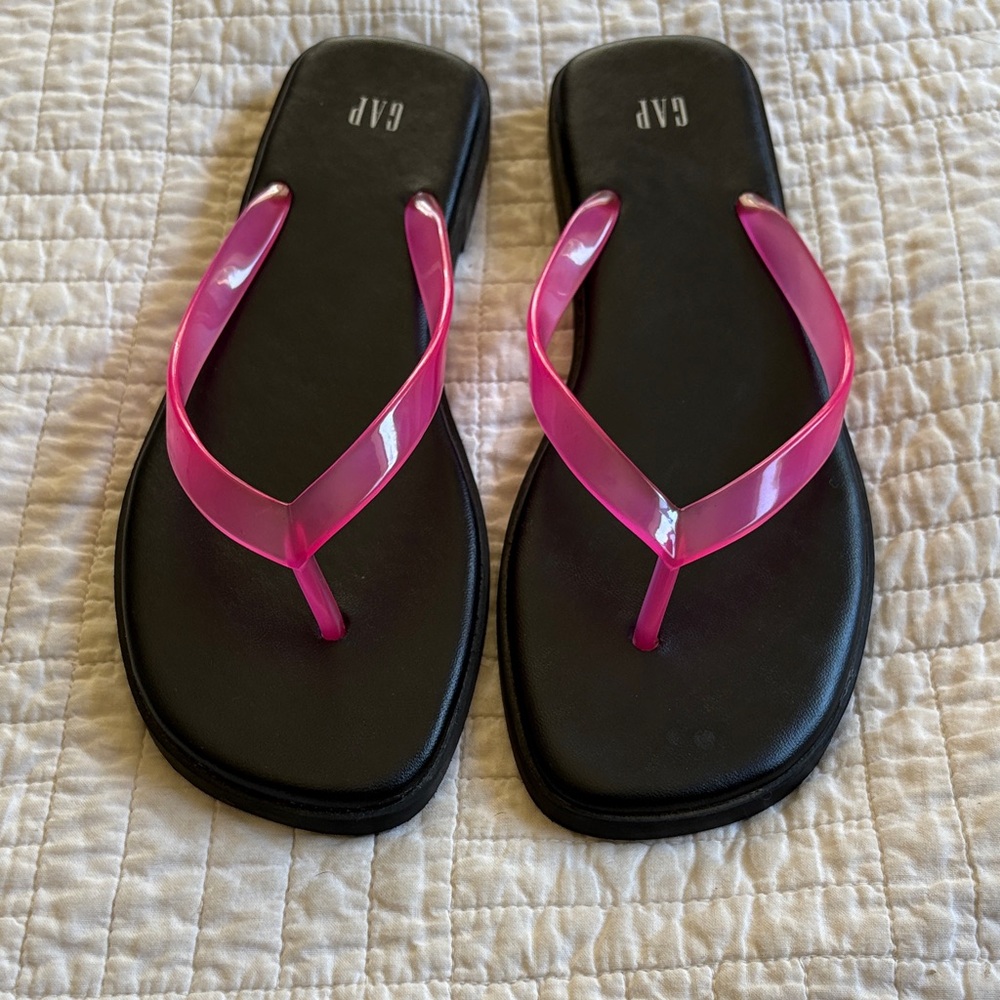 GAP Jelly flip flops
